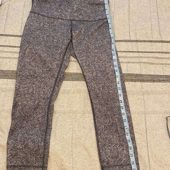 Lululemon leggings - Picture 4 of 4